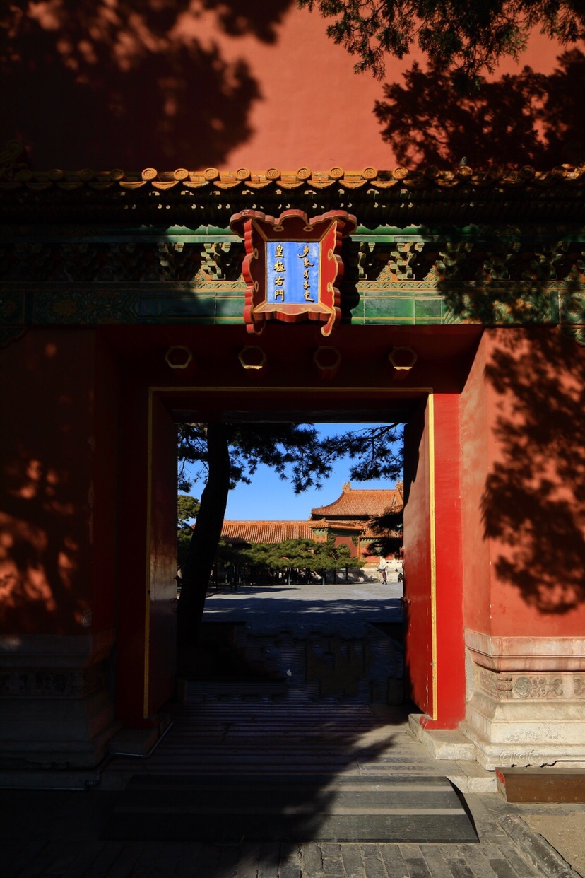 皇极门*皇极右门